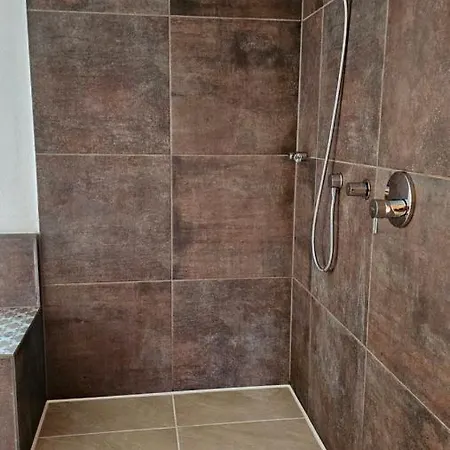 Otto Deluxe Apartment *